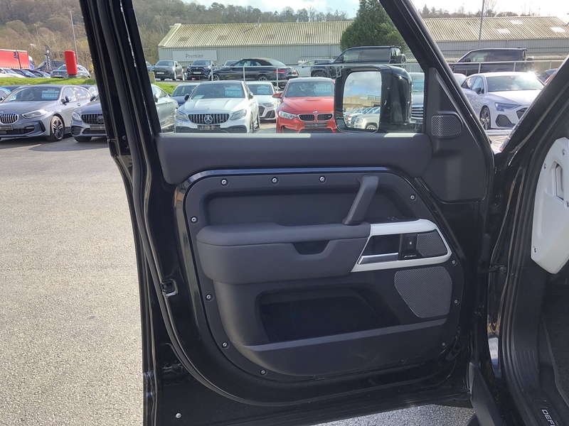 Land Rover Defender 110 D250 MHEV XS Edition - U1966