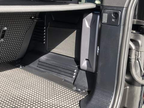 Land Rover Defender 110 D250 MHEV XS Edition - U1966