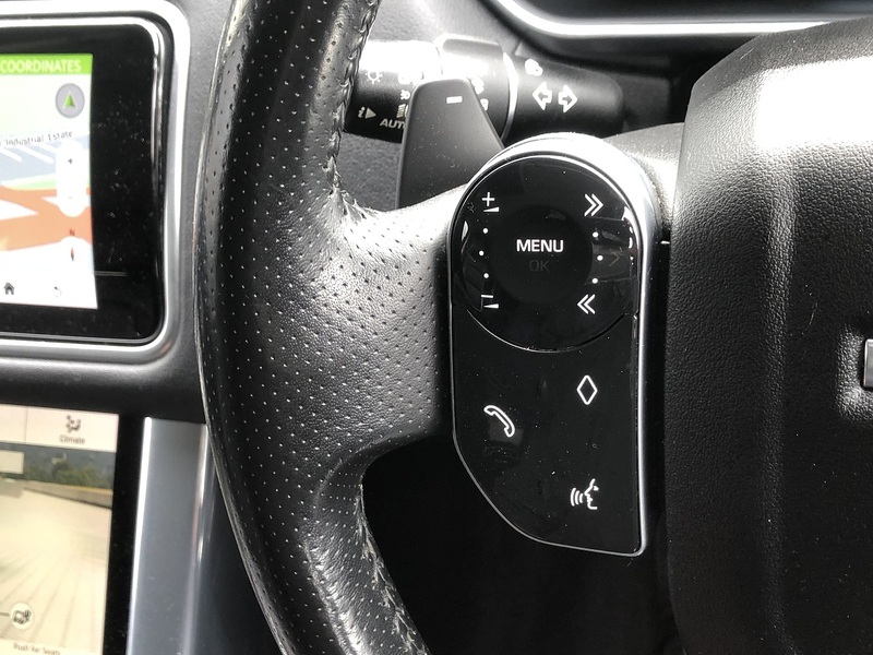 Land Rover Range Rover Sport SD V6 HSE - U1968