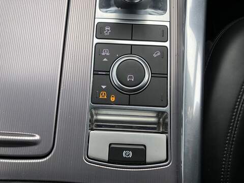 Land Rover Range Rover Sport SD V6 HSE - U1968