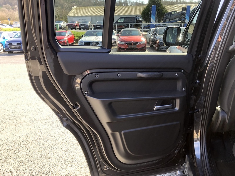 Land Rover Defender 110 D350 MHEV X-Dynamic HSE - U1971