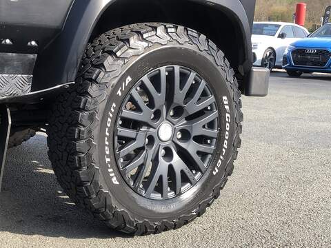 Land Rover Defender 110 TDCi XS - U1972