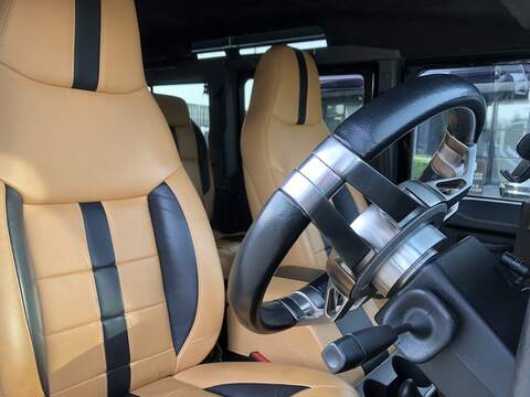 Land Rover Defender 110 TDCi XS - U1972