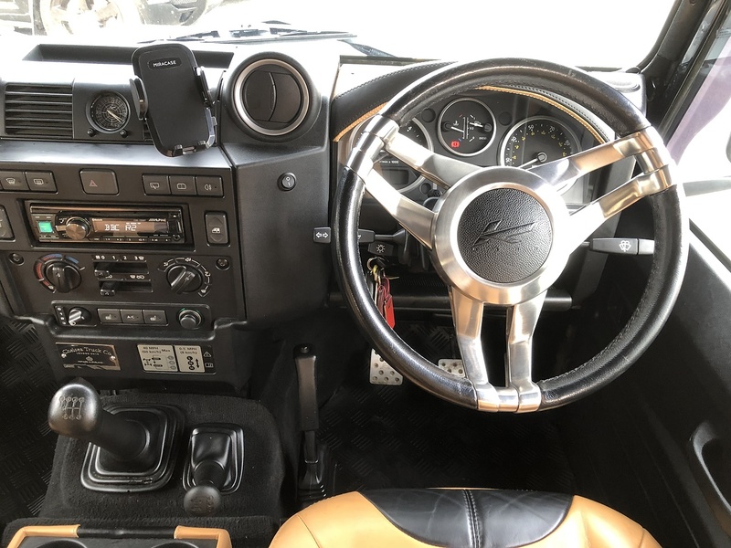 Land Rover Defender 110 TDCi XS - U1972