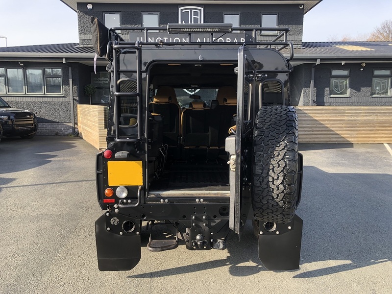 Land Rover Defender 110 TDCi XS - U1972