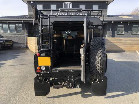 Land Rover Defender 110 TDCi XS - U1972