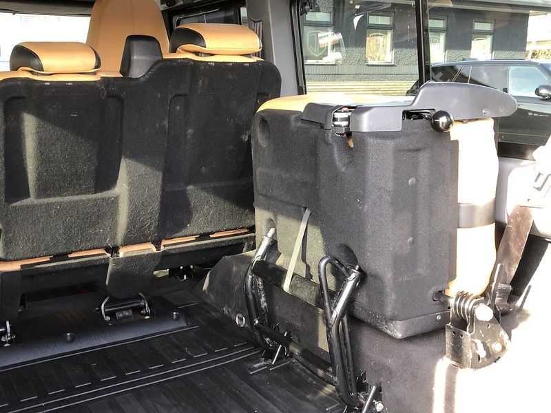 Land Rover Defender 110 TDCi XS - U1972