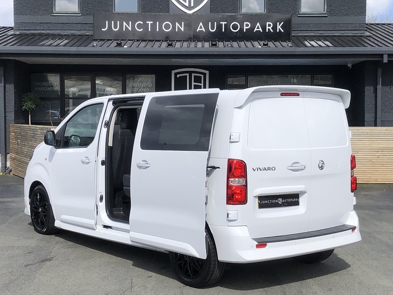 Vauxhall Vivaro Turbo D 3100 GS - U1982