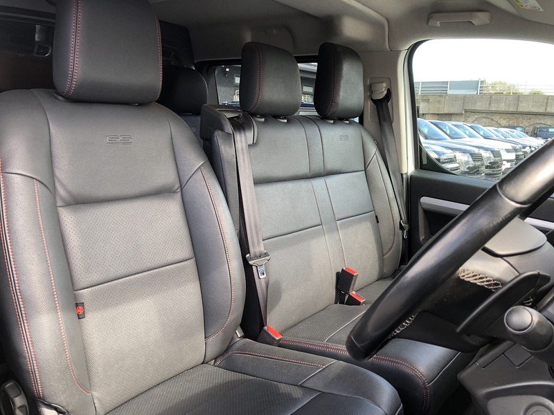 Vauxhall Vivaro Turbo D 3100 GS - U1982