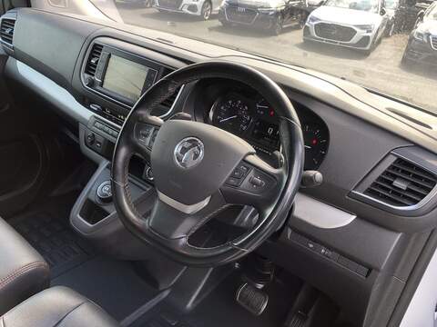 Vauxhall Vivaro Turbo D 3100 GS - U1982