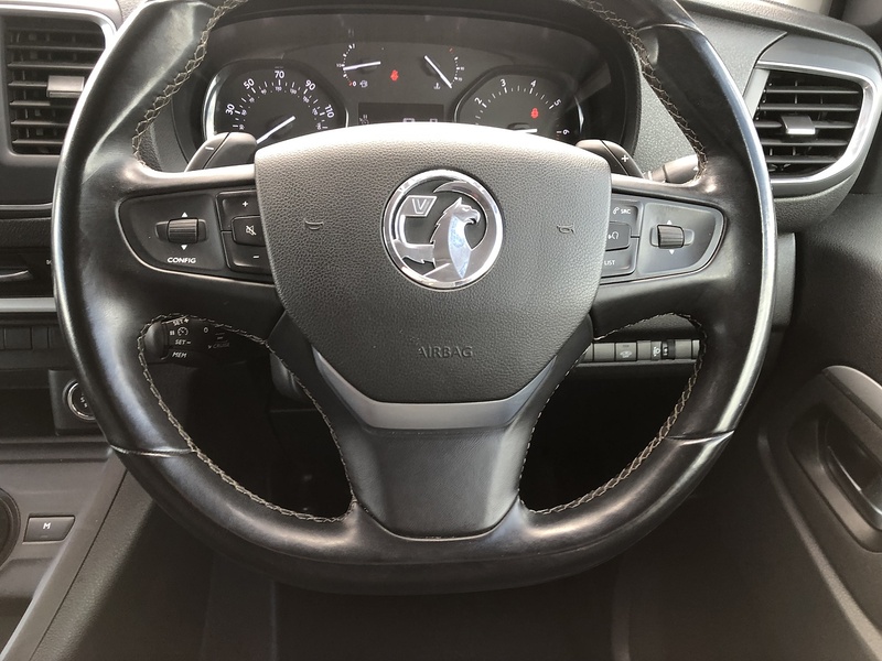 Vauxhall Vivaro Turbo D 3100 GS - U1982