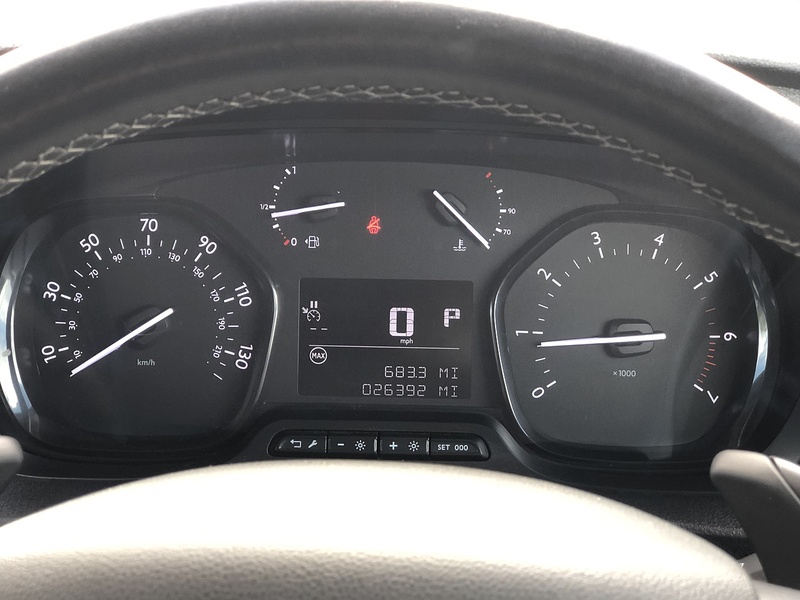 Vauxhall Vivaro Turbo D 3100 GS - U1982