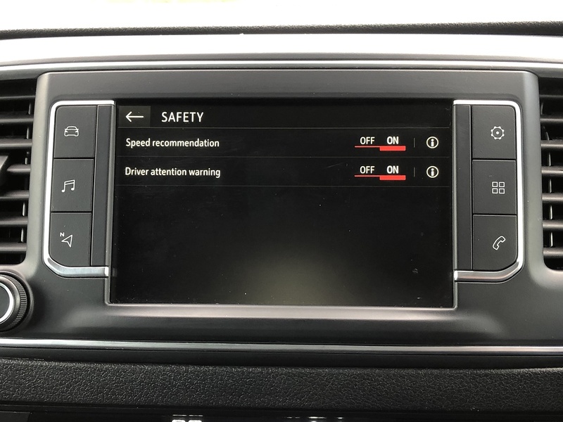 Vauxhall Vivaro Turbo D 3100 GS - U1982