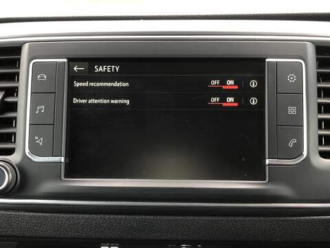 Vauxhall Vivaro Turbo D 3100 GS - U1982