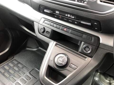 Vauxhall Vivaro Turbo D 3100 GS - U1982