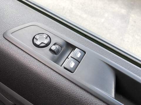 Vauxhall Vivaro Turbo D 3100 GS - U1982