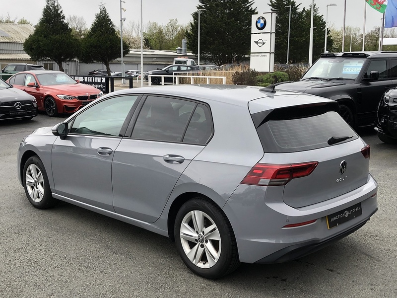 Volkswagen Golf TSI Life - U1983