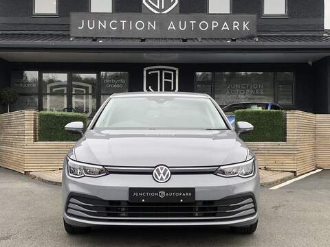 Volkswagen Golf TSI Life - U1983