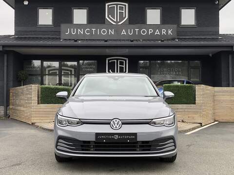 Volkswagen Golf TSI Life - U1983