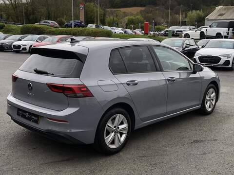 Volkswagen Golf TSI Life - U1983