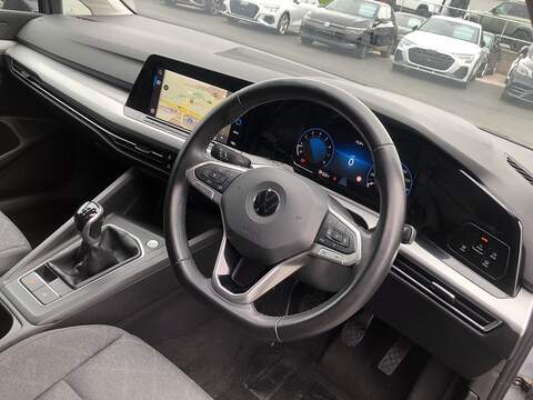 Volkswagen Golf TSI Life - U1983