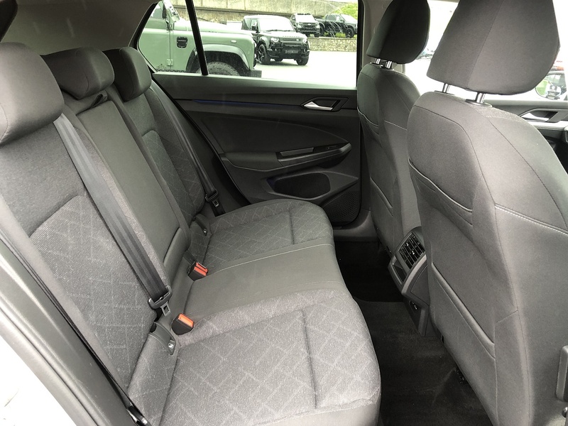 Volkswagen Golf TSI Life - U1983