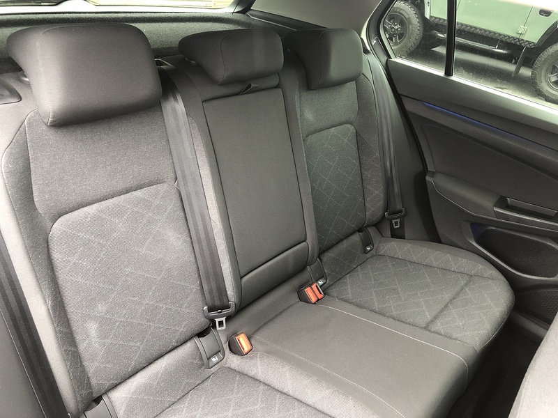 Volkswagen Golf TSI Life - U1983