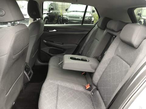 Volkswagen Golf TSI Life - U1983