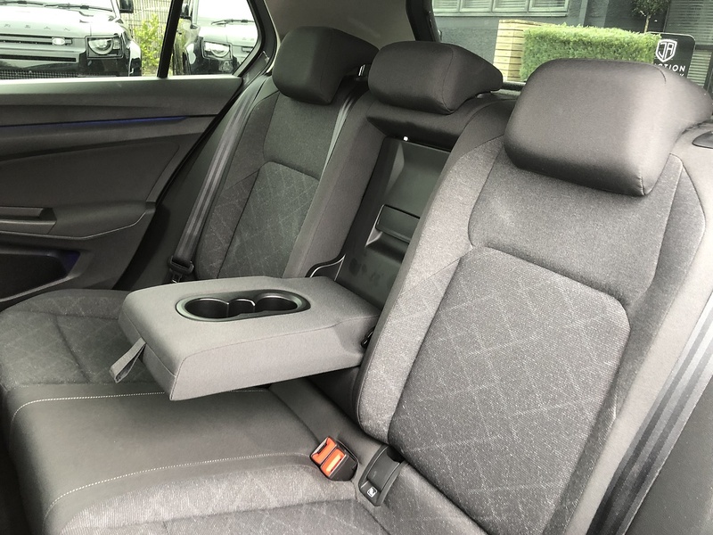 Volkswagen Golf TSI Life - U1983