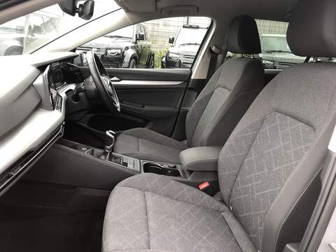 Volkswagen Golf TSI Life - U1983