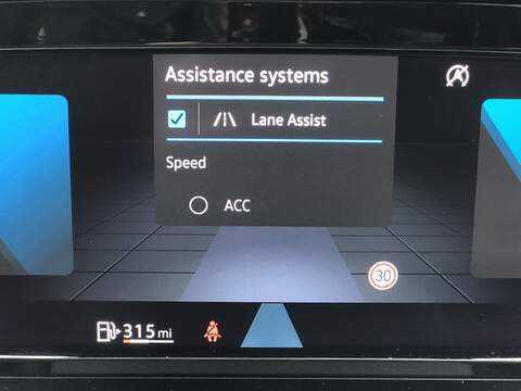 Volkswagen Golf TSI Life - U1983