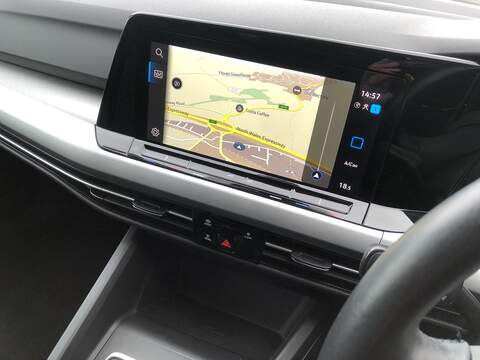 Volkswagen Golf TSI Life - U1983