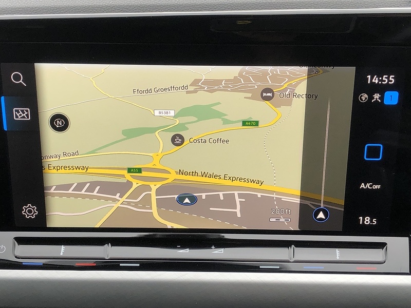 Volkswagen Golf TSI Life - U1983