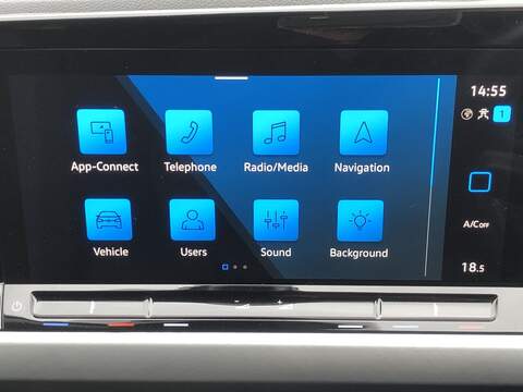 Volkswagen Golf TSI Life - U1983