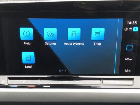 Volkswagen Golf TSI Life - U1983