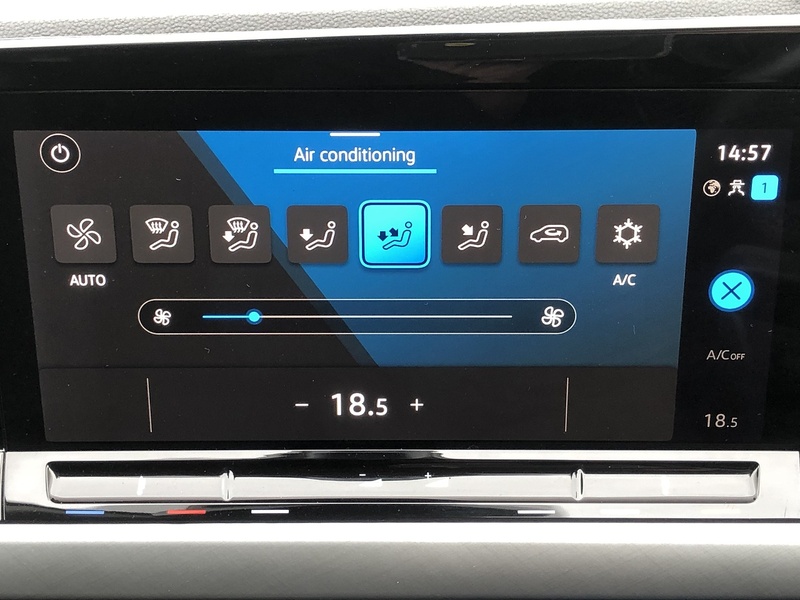 Volkswagen Golf TSI Life - U1983