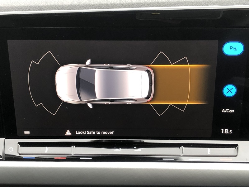 Volkswagen Golf TSI Life - U1983