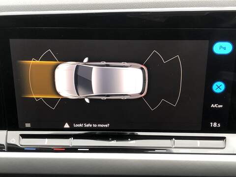 Volkswagen Golf TSI Life - U1983
