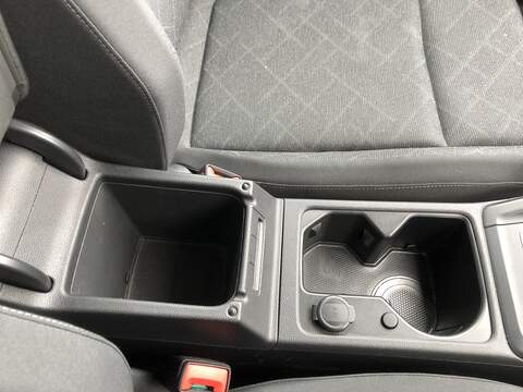 Volkswagen Golf TSI Life - U1983