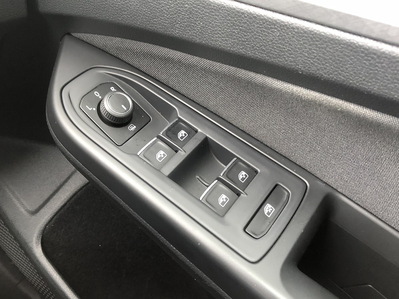 Volkswagen Golf TSI Life - U1983