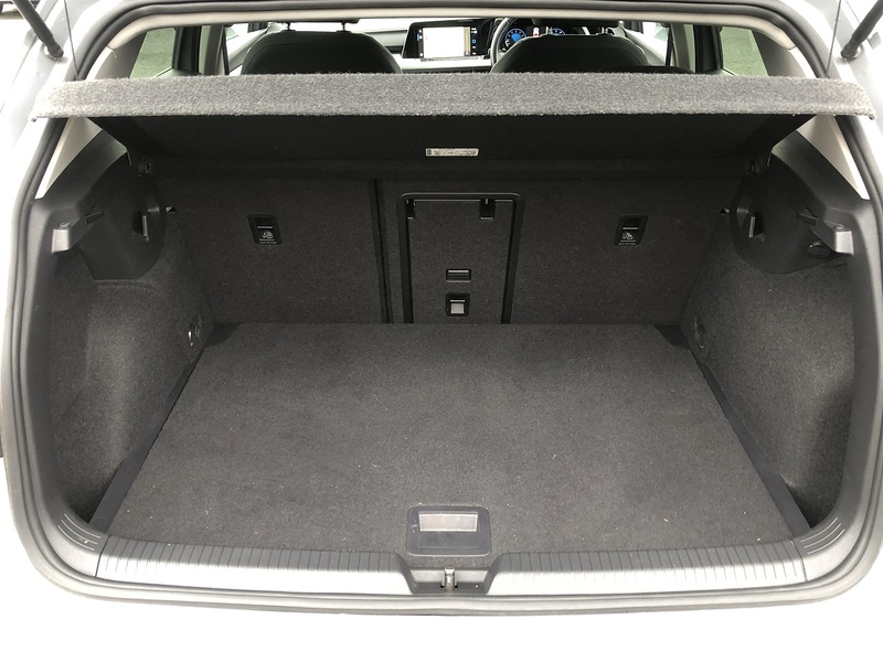 Volkswagen Golf TSI Life - U1983