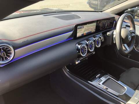 Mercedes-Benz CLA CLA200h MHEV AMG Line - U1987