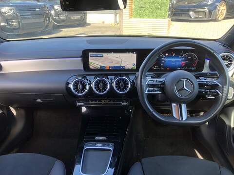 Mercedes-Benz CLA CLA200h MHEV AMG Line - U1987