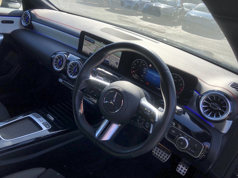 Mercedes-Benz CLA CLA200h MHEV AMG Line - U1987
