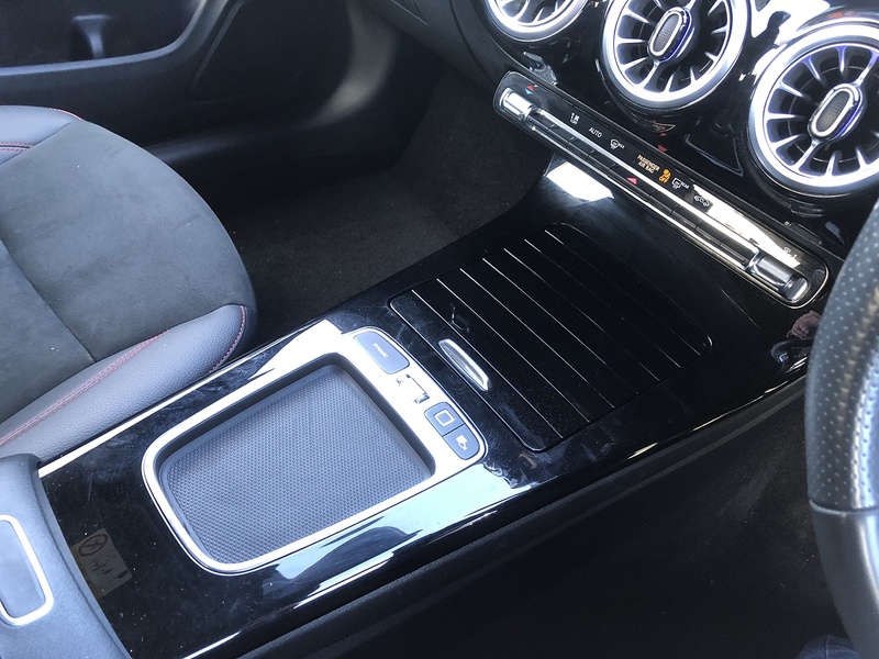 Mercedes-Benz CLA CLA200h MHEV AMG Line - U1987