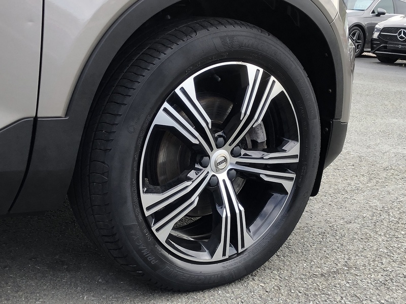 Volvo XC40 B4 MHEV Inscription Pro - U1989