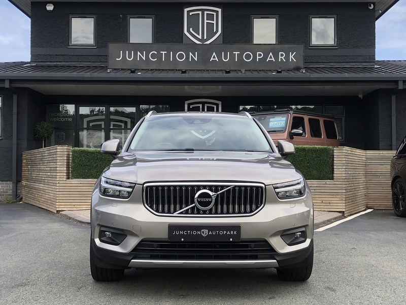 Volvo XC40 B4 MHEV Inscription Pro - U1989