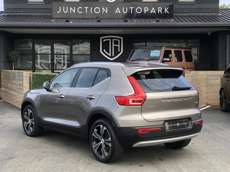 Volvo XC40 B4 MHEV Inscription Pro - U1989