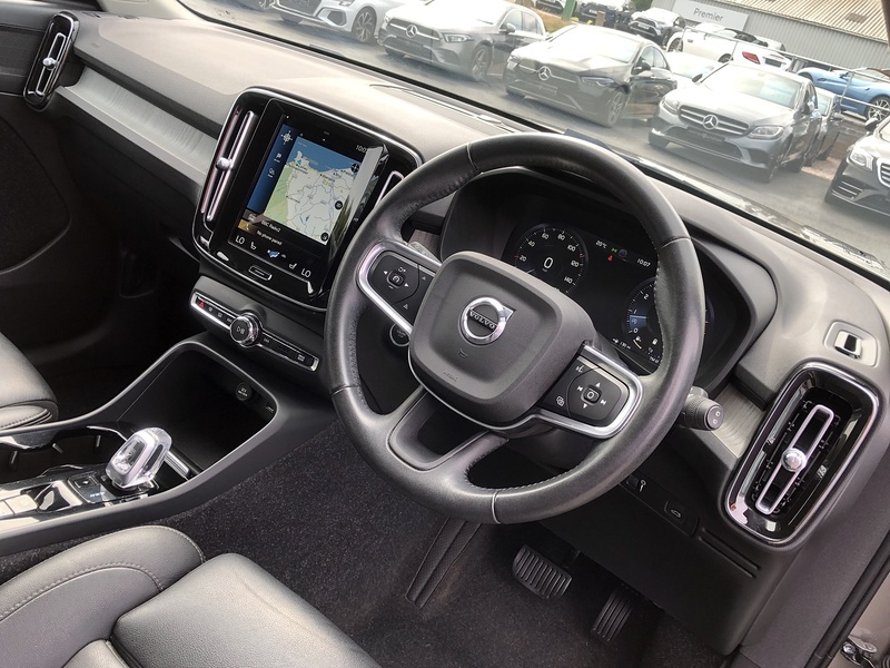 Volvo XC40 B4 MHEV Inscription Pro - U1989