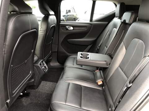Volvo XC40 B4 MHEV Inscription Pro - U1989